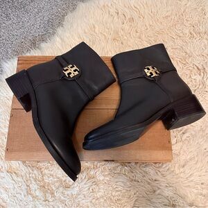 Tory Burch Dark Brown Espresso Miller Ankle Booties Boots Gold logo 8.5 8 1/2
